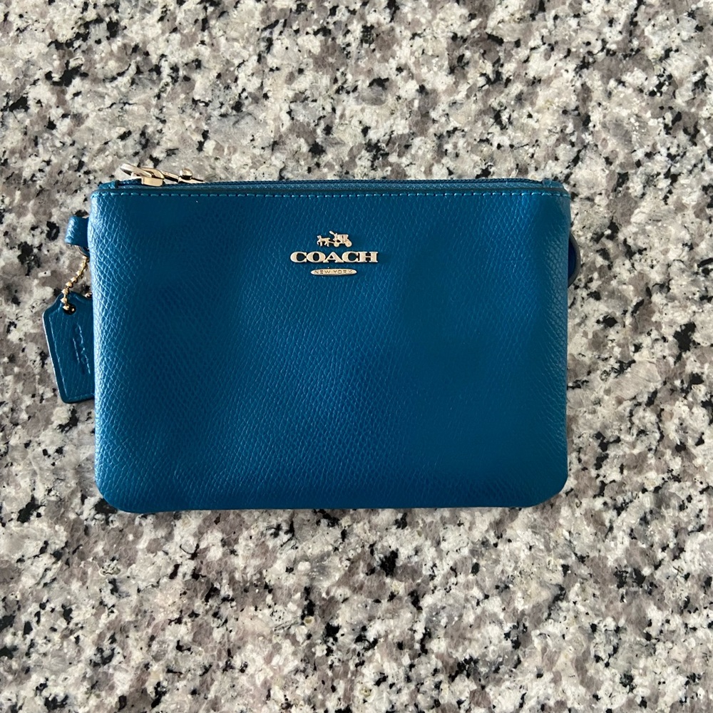 Small Coach wristlet